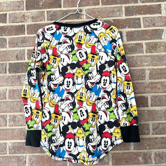 Disney Characters Waffle Knit Long Sleeve Scoop Neck T-shirt Size Medium (8-10) - Picture 2 of 7
